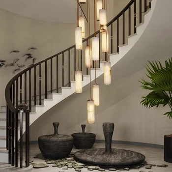 Интериор на стаята Led художествена полилей, висящ лампа, осветление на съвременния дом, стълбите за всекидневната, подвесное осветление в помещенията, кухненски принадлежности Изображение