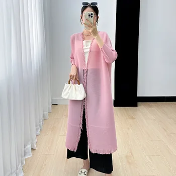 Miyake жилетка, палто с пискюли, женски есен 2023, ново модно просто дълго палто с жокер, однотонное, укороченное, с ръкави. Изображение