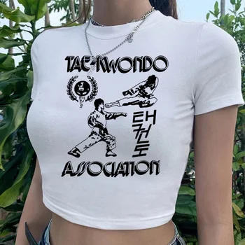 Естетичен топ с крепи графичен модел за таекуондо, женска риза в стил kawai, готическата графична фея гръндж Изображение